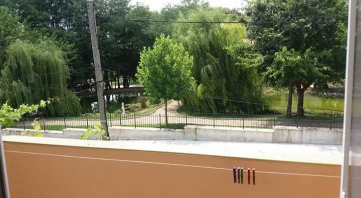 Къща За Гости Дани 2 Hotell Sjabla Exteriör bild